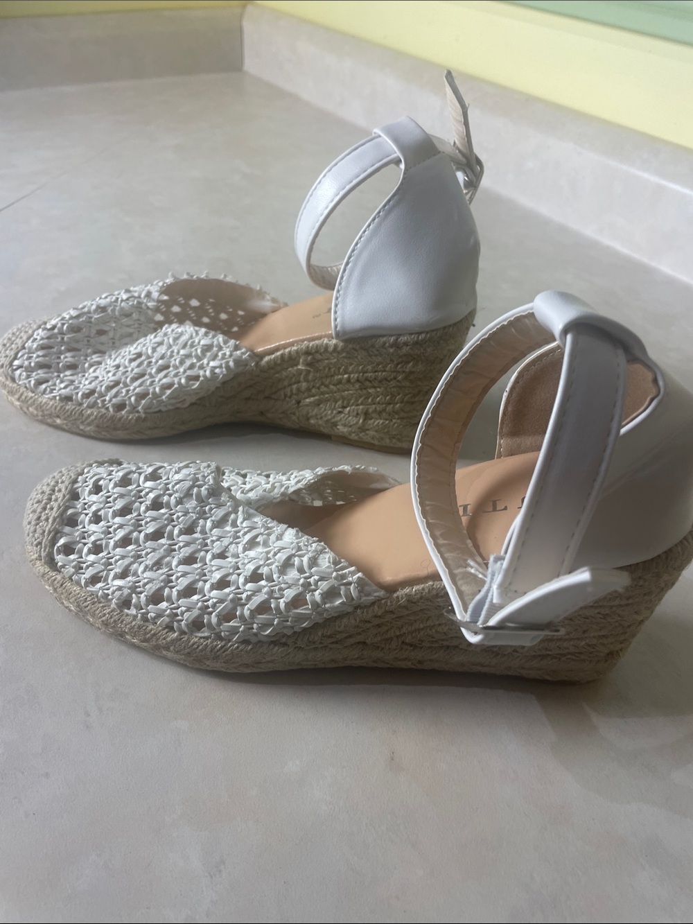 Woven Espadrille Ankle-Strap Flats in Cream by Juti Size 7.5